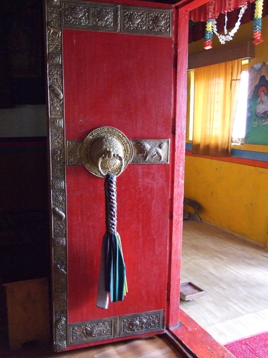 The open door, Key Gompa